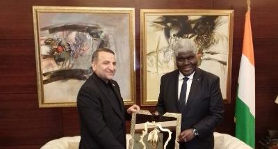 Rencontre de Son Excellence Monsieur Meigoni Ambassadeur de la République islamique d’Iran avec Son Excellence Monsieur Beugré Mambé Premier minist